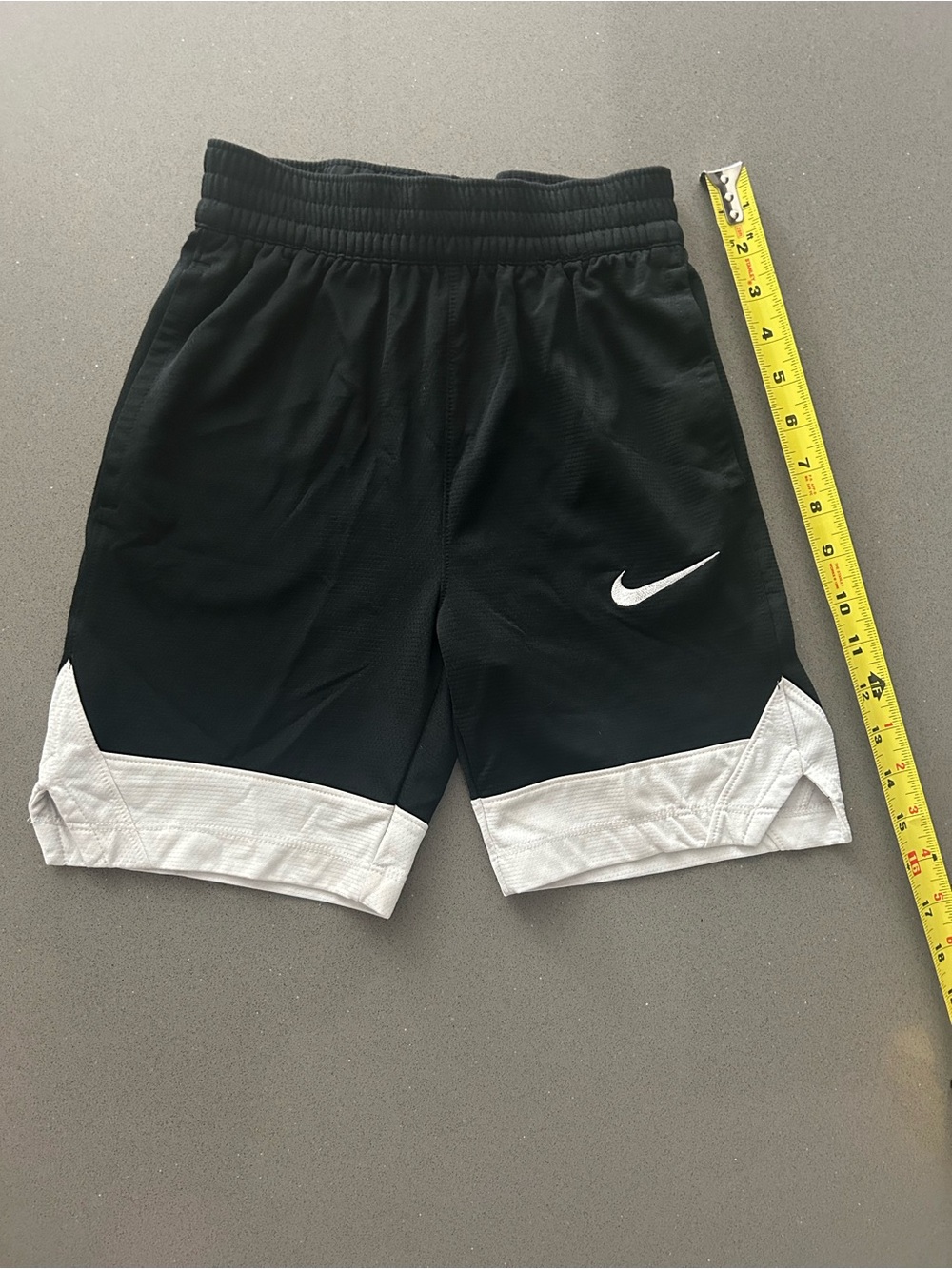 Nike Athletic Shorts Black White Kids Size S…